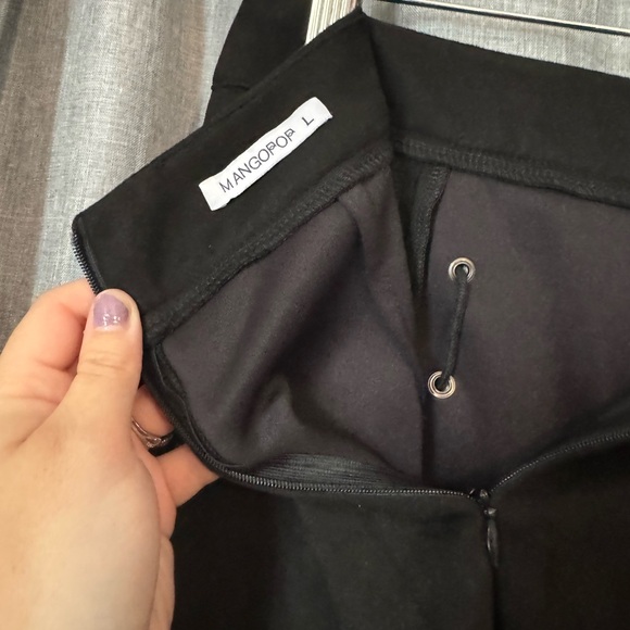 Black MiniSkirt with Ties - Picture 2 of 4